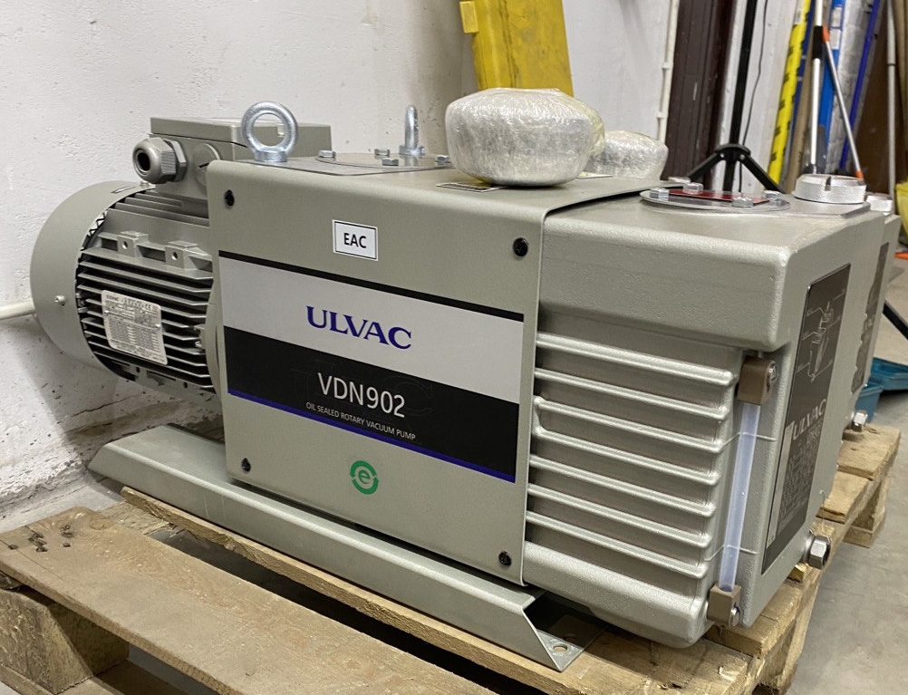 VDN902 ULVAC пластинчато-роторный насос